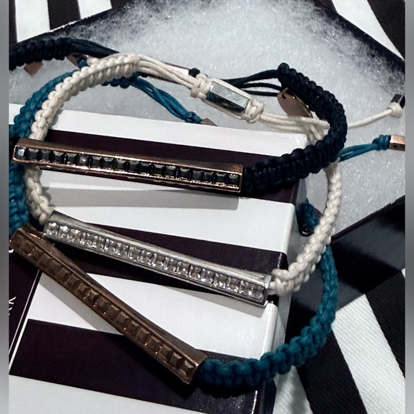 henri bendel set of 3 adjustable bracelets - Picture 4 of 4